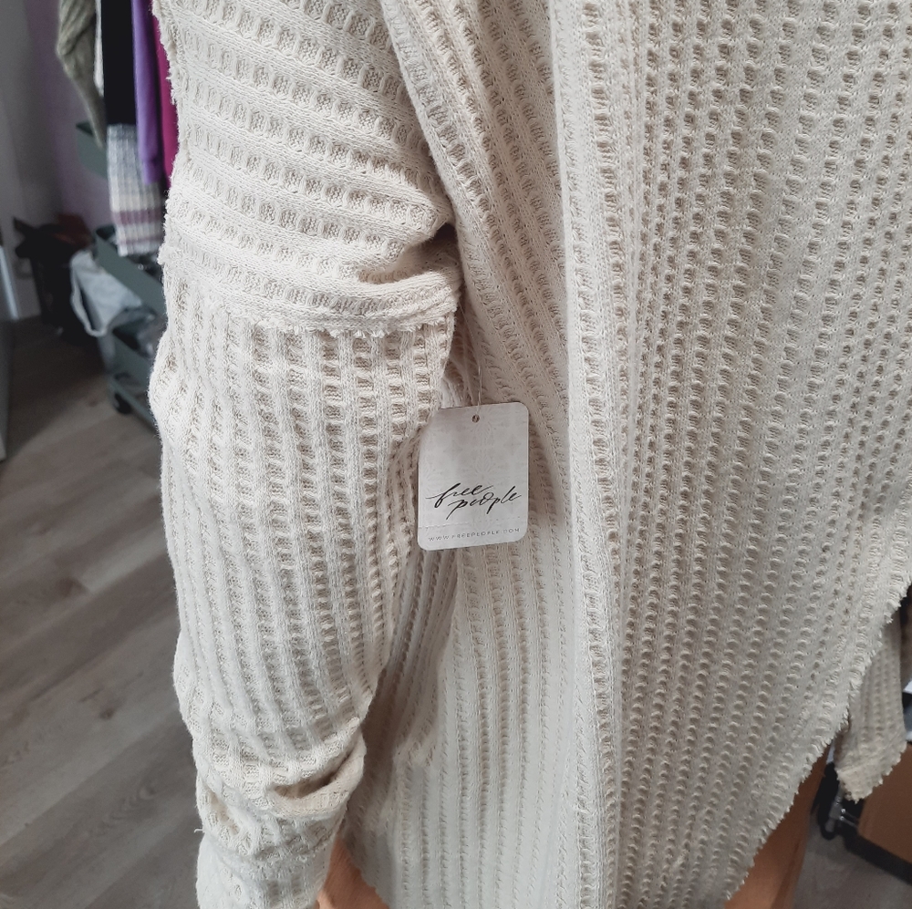 NEW Free People Juicy Long Sleeve Split Back Thermal Wafle Knit Oversized Top - Picture 7 of 14